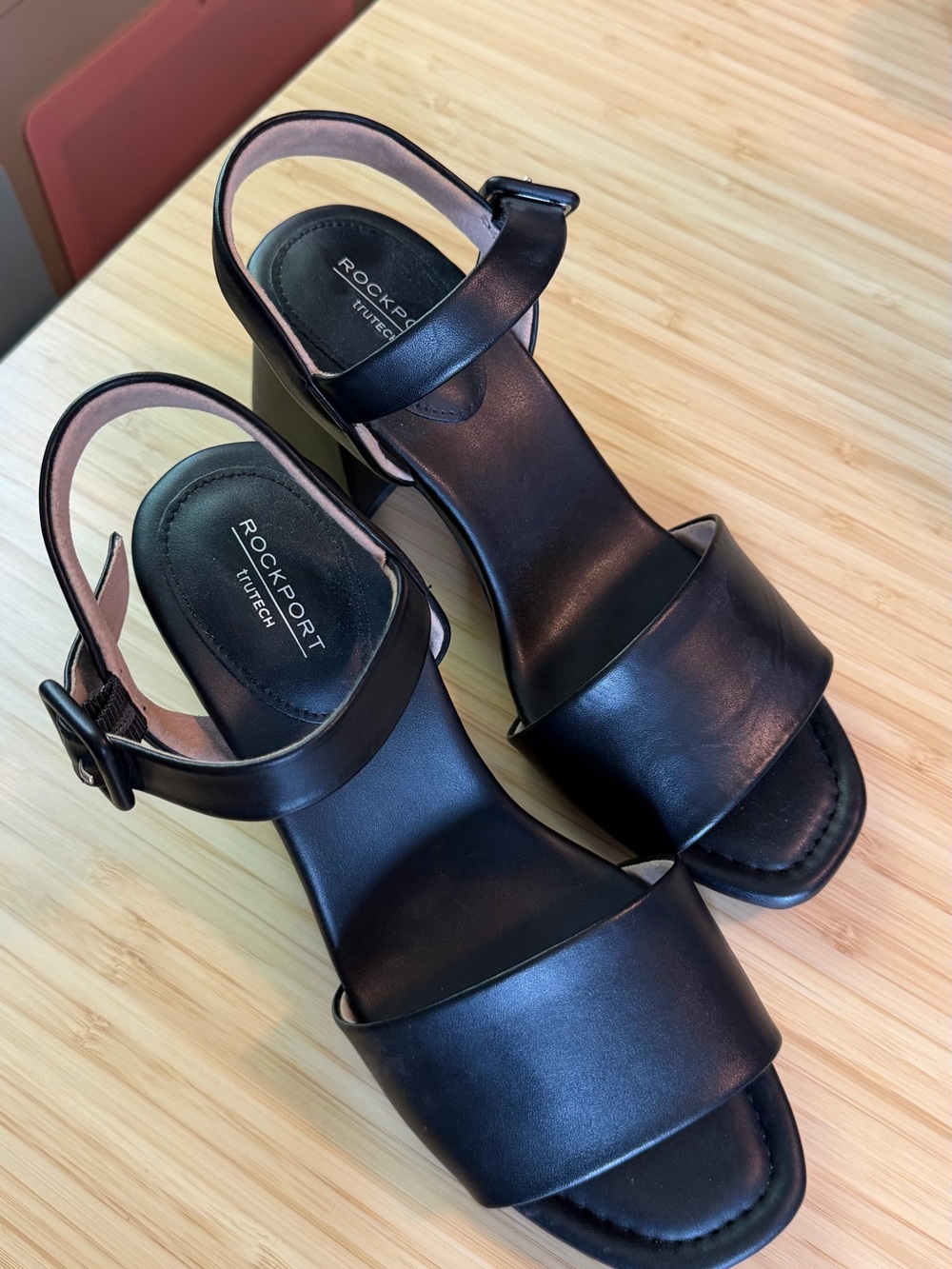 Rockport Black Leather Block-Heel Open-Toe Sandals, sz 6.5